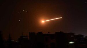 اسرائيل تقصف المطارات السورية